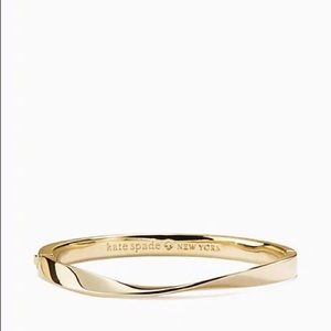 Kate Spade Do The Twist Hinged Bangle